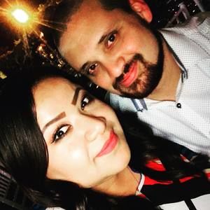 Meet your Posher, Araceli